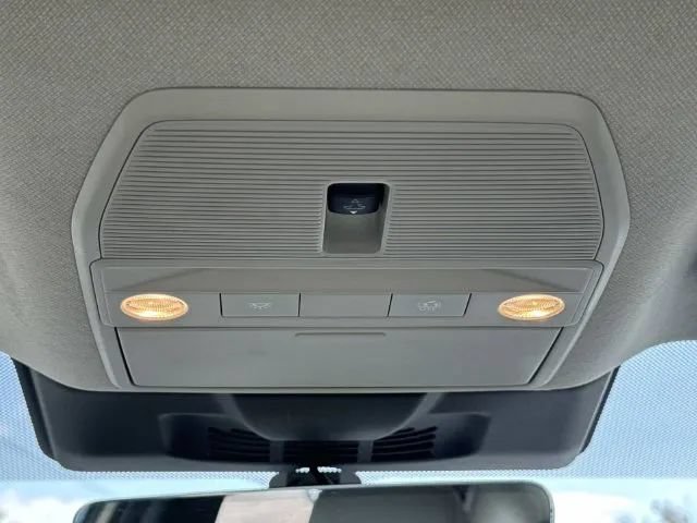Used 2026 Nissan Sentra SV FWD image 18