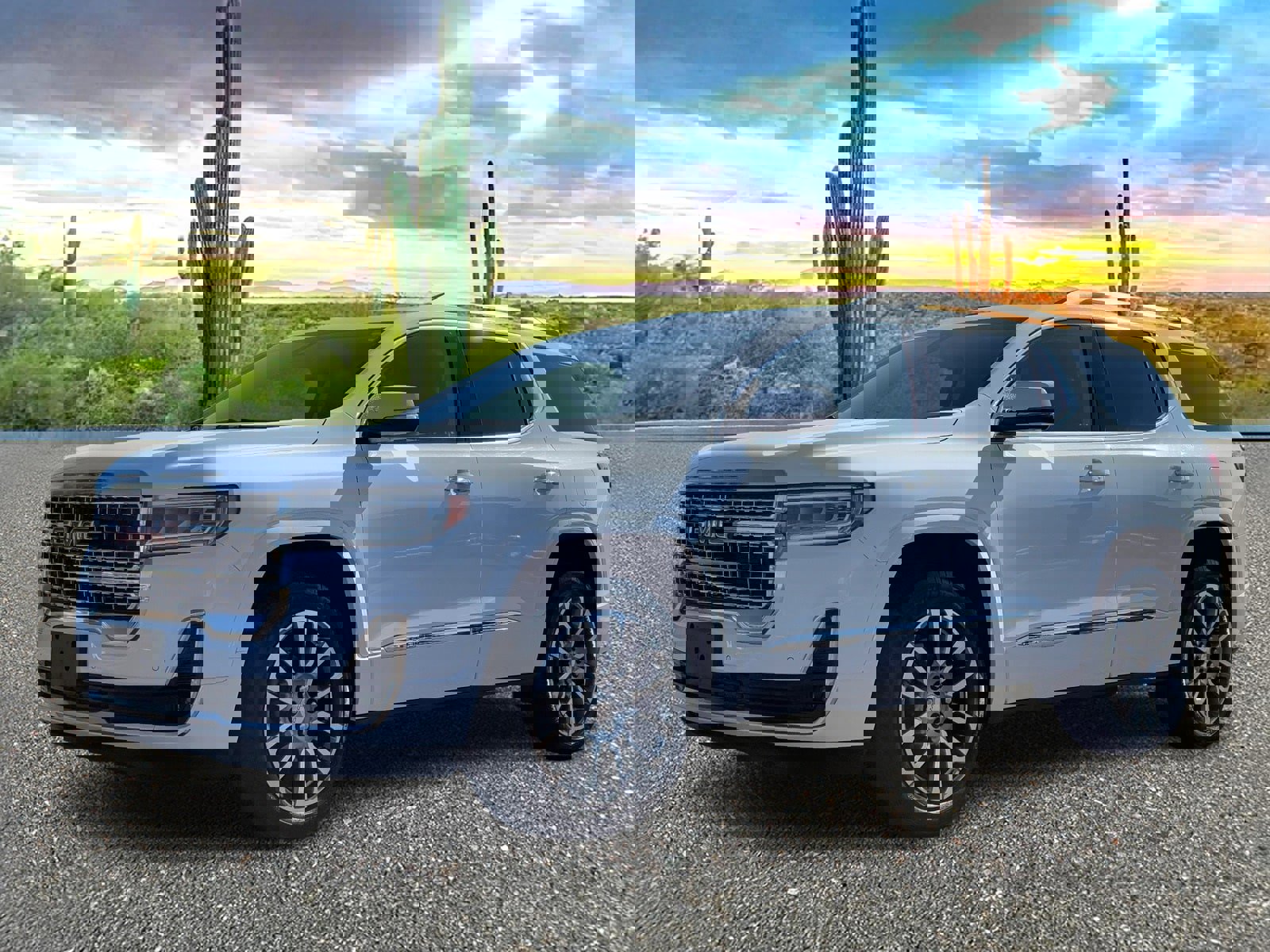 Used 2023 GMC Acadia Denali image 2