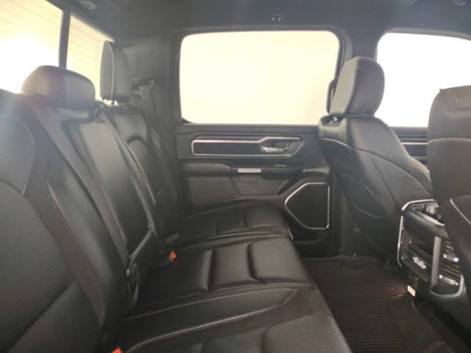 Used 2023 RAM 1500 Laramie AWD/4WD image 15