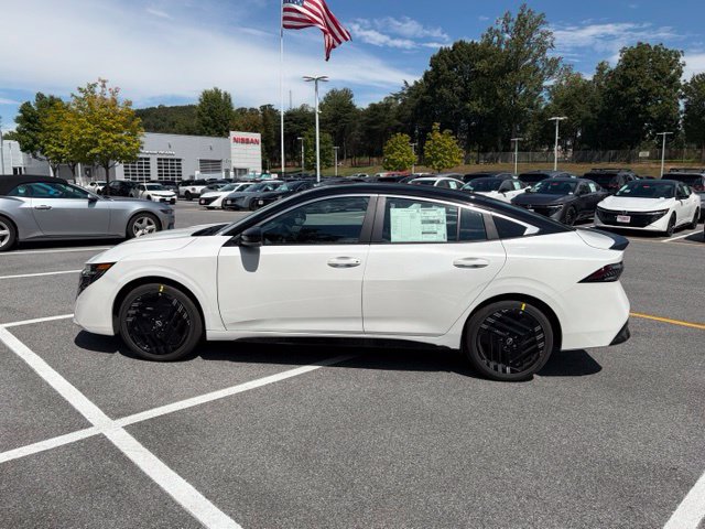 New 2027 Nissan Sentra SR w/ SR All Weather Package FWD image 4