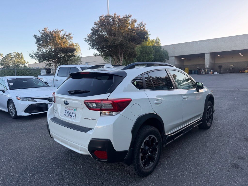 Used 2023 Subaru Crosstrek 2.0i Premium AWD/4WD image 3