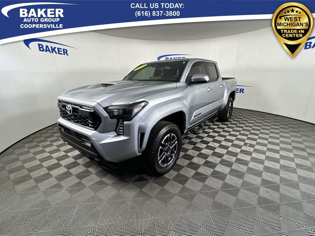 Used 2024 Toyota Tacoma TRD Sport image 1