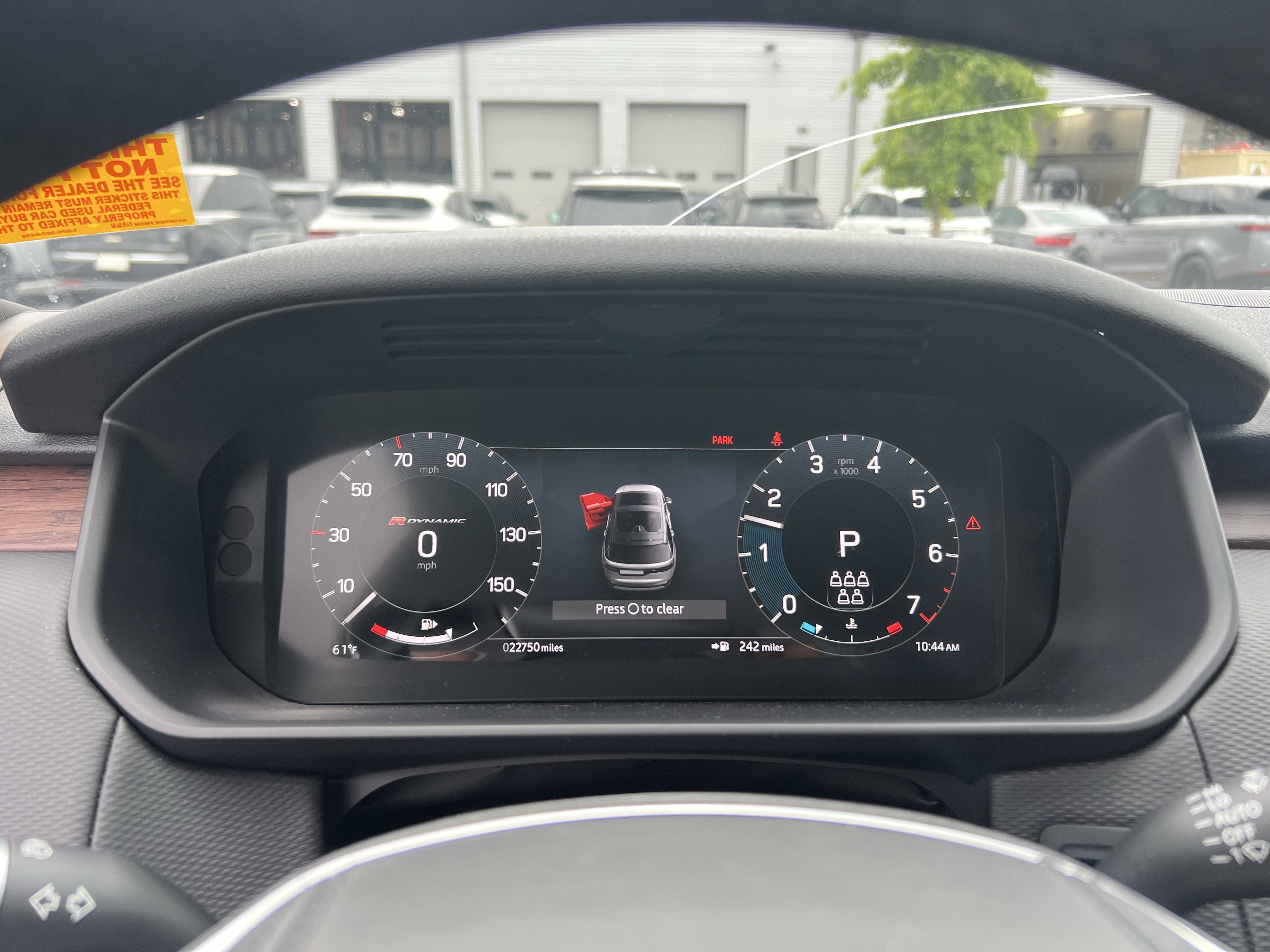 Certified 2023 Land Rover Discovery HSE R-Dynamic AWD/4WD image 7