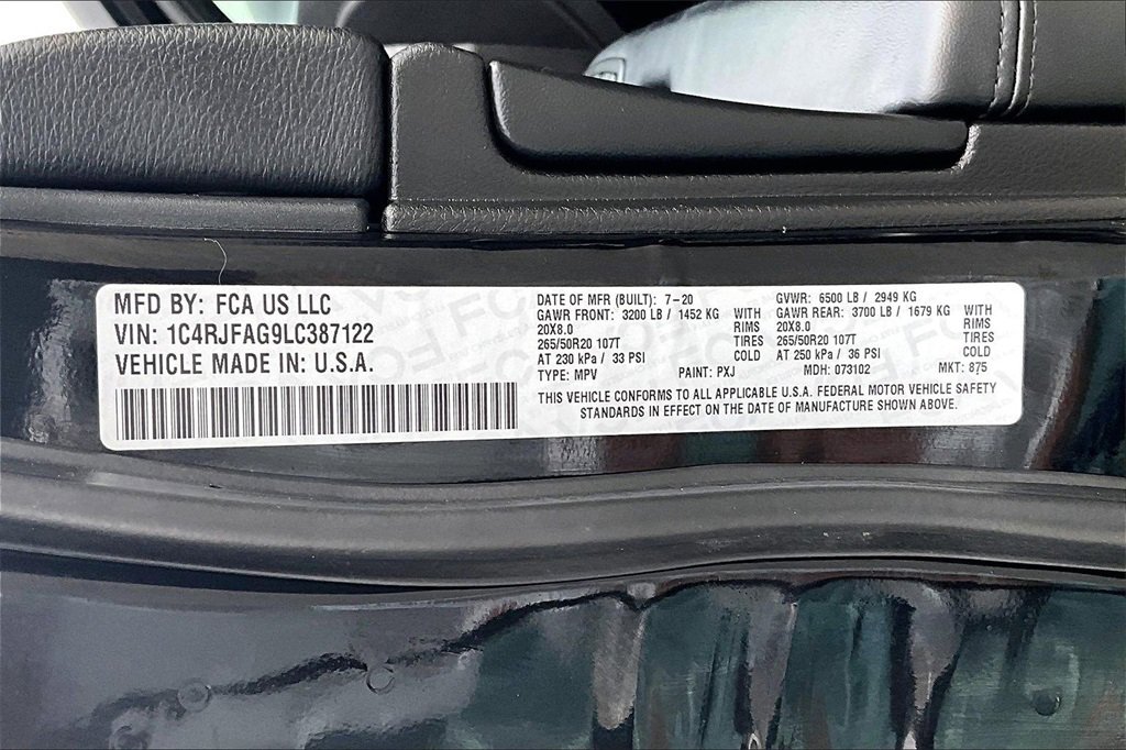 Used 2020 Jeep Grand Cherokee Altitude image 28