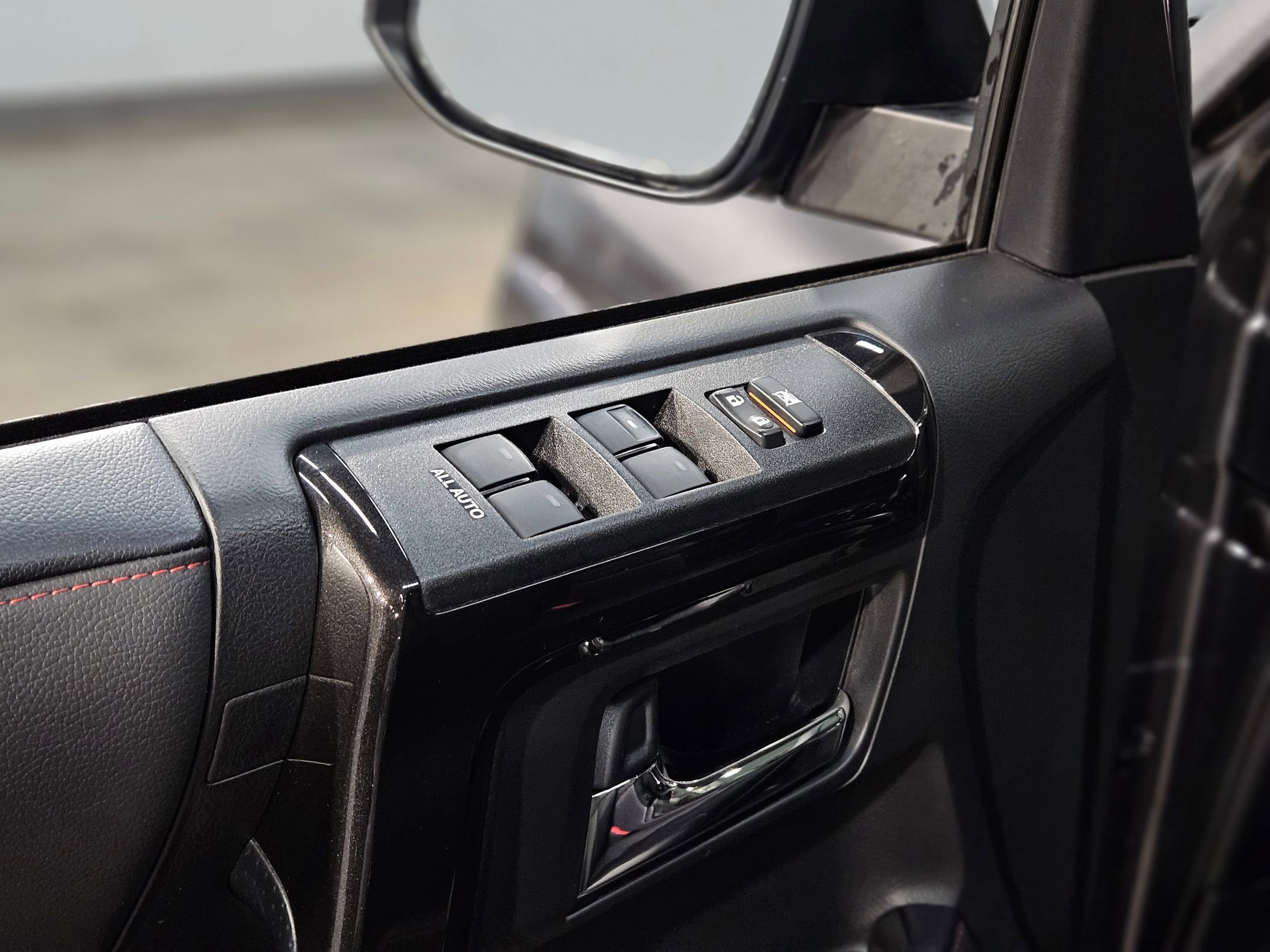 Used 2020 Toyota 4Runner TRD Off-Road Premium image 21