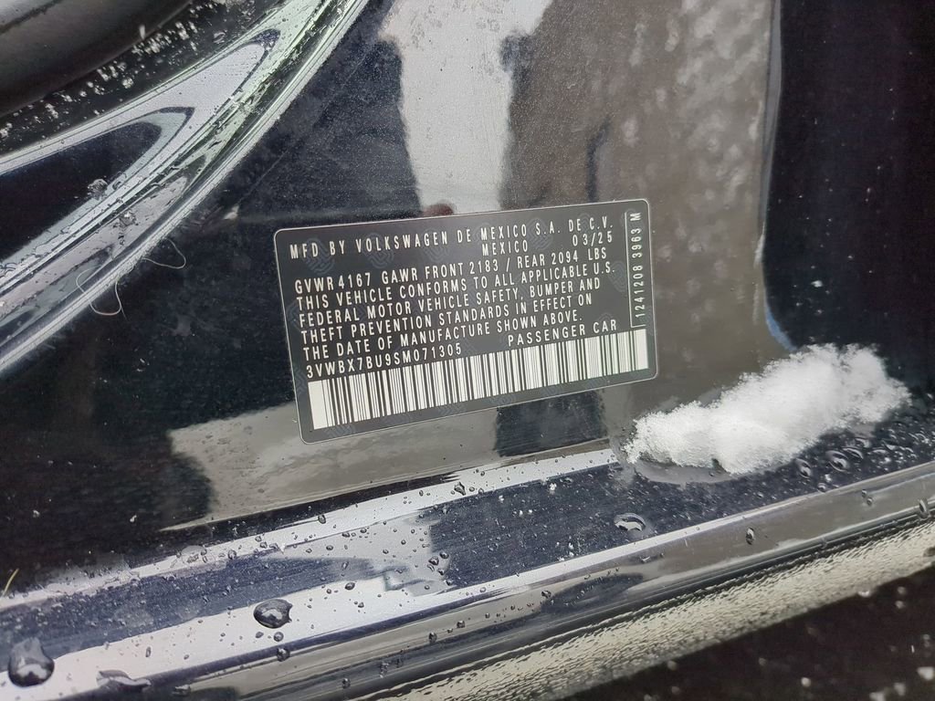 Used 2025 Volkswagen Jetta Sport image 32