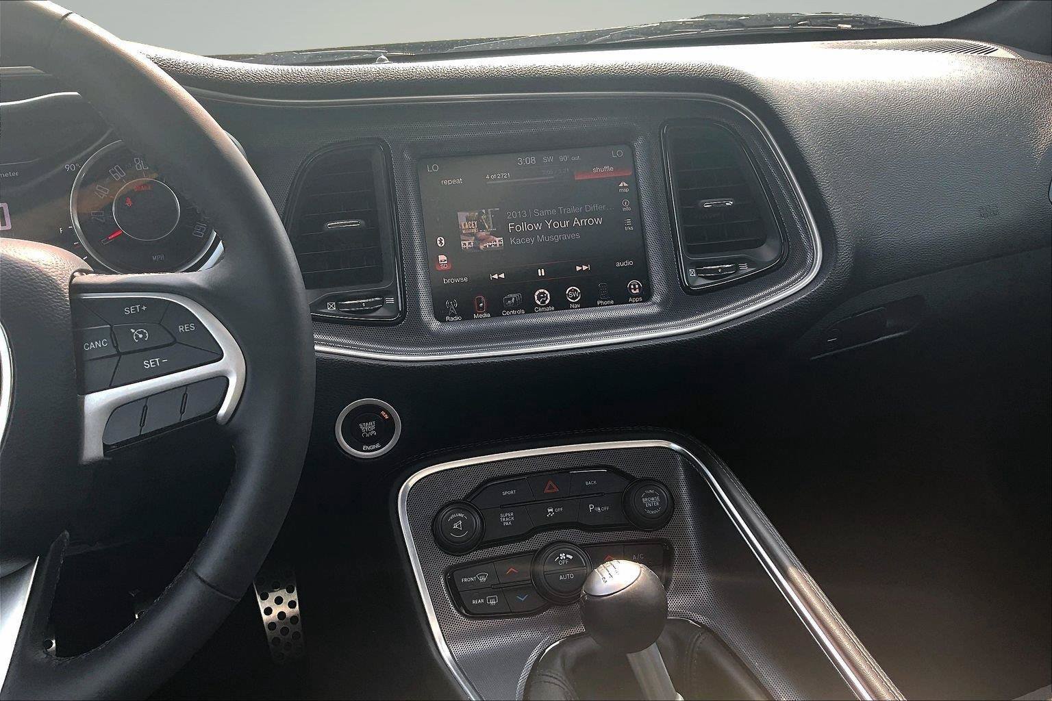 Used 2015 Dodge Challenger R/T Plus RWD image 7