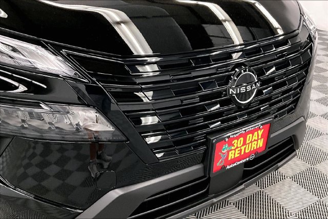 New 2026 Nissan Rogue Dark Armor FWD image 15