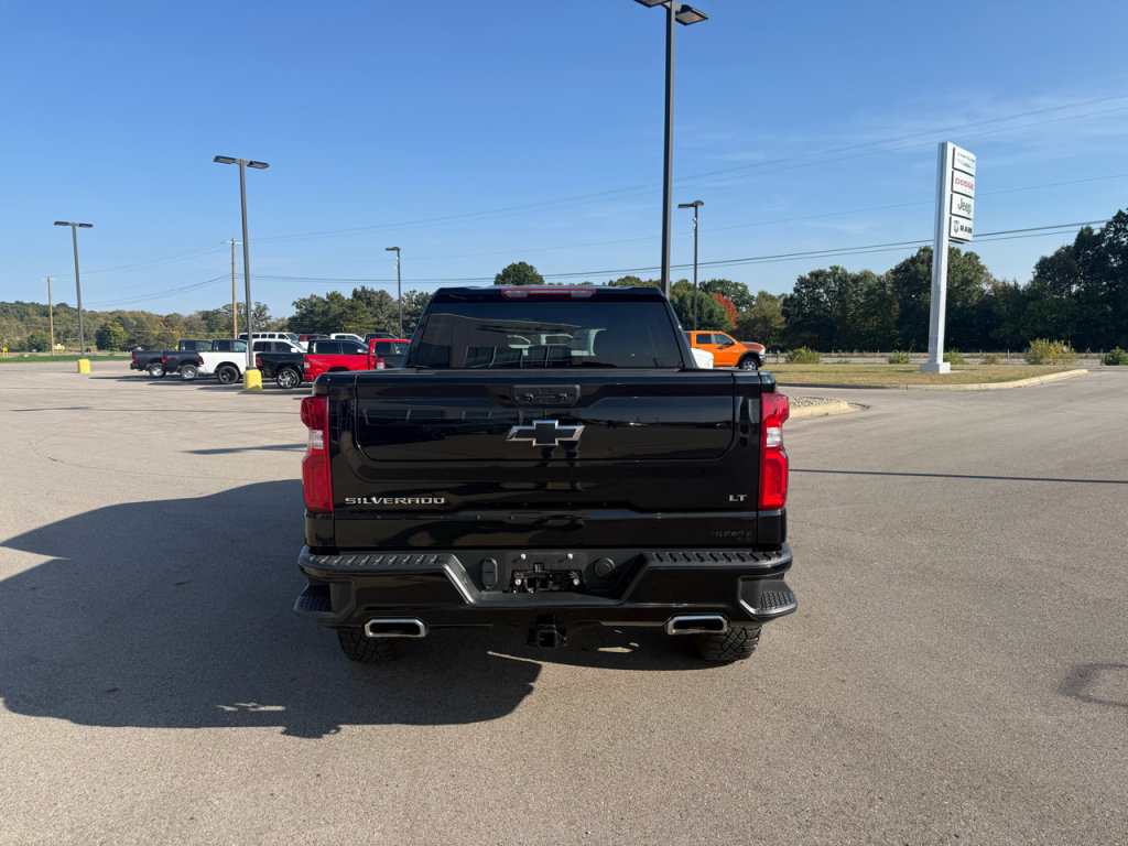 Used 2024 Chevrolet Silverado 1500 LT Trail Boss w/ Protection Package image 4