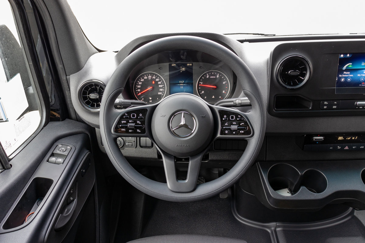 Used 2024 Mercedes-Benz Sprinter 2500 image 18