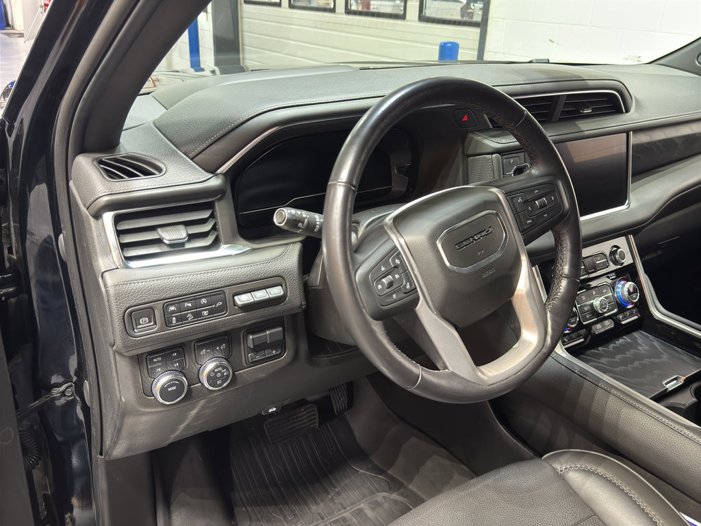 Used 2022 GMC Yukon XL Denali w/ Max Trailering Package image 19