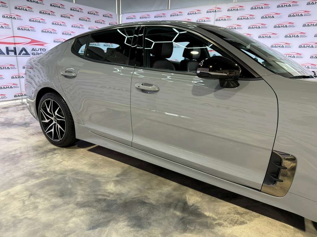 Used 2023 Kia Stinger GT-Line w/ Sun & Sound Package AWD/4WD image 7