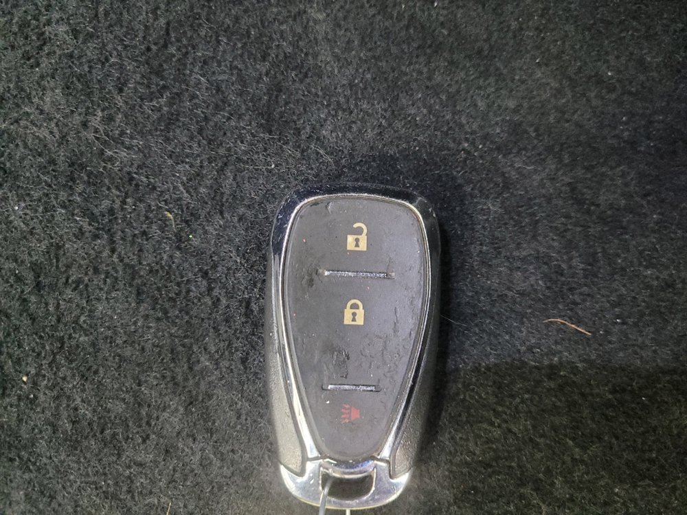 Used 2019 Chevrolet Equinox LT w/ LPO, Cargo Package FWD image 32