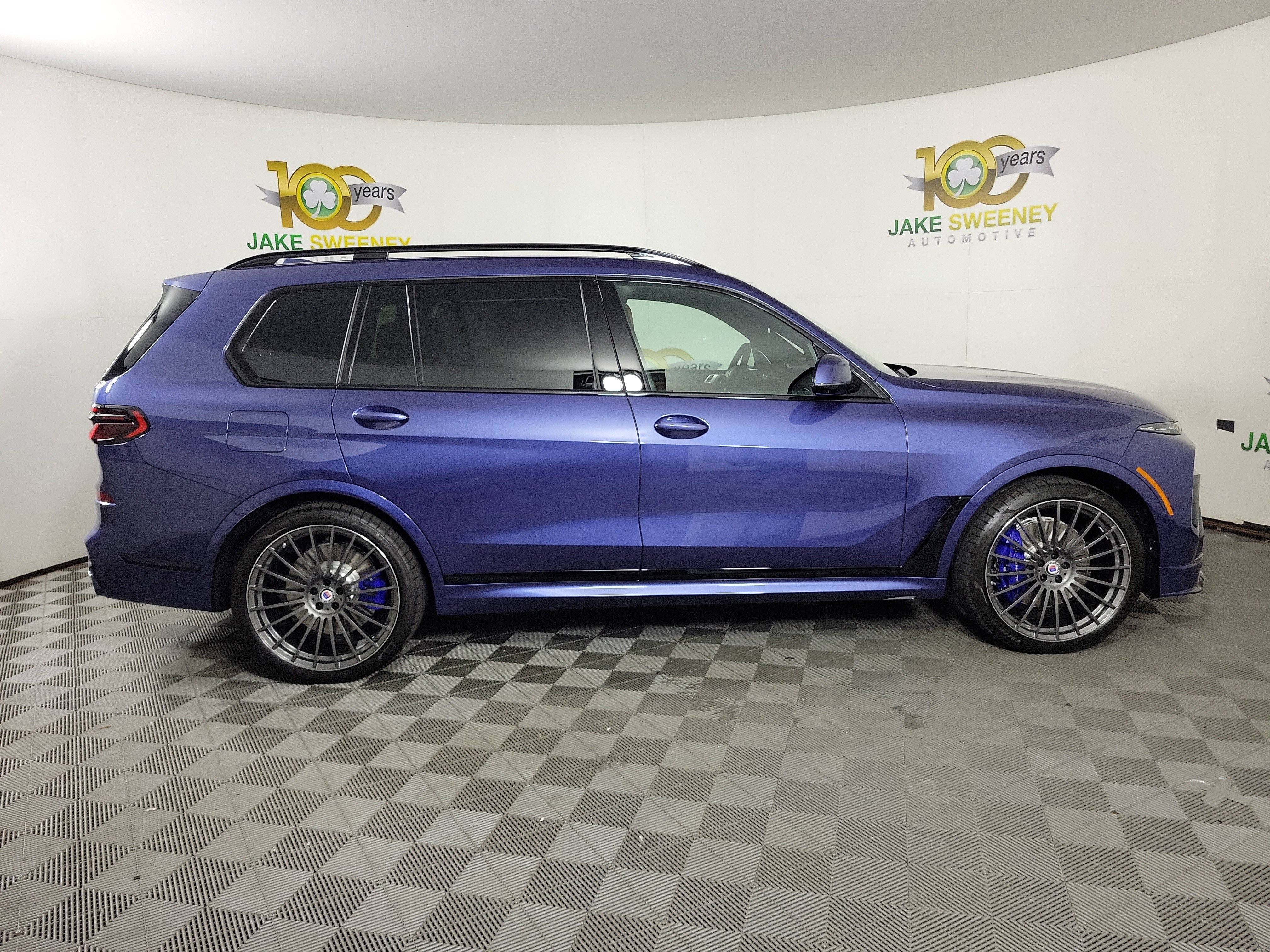 New 2026 BMW ALPINA XB7 AWD/4WD image 8