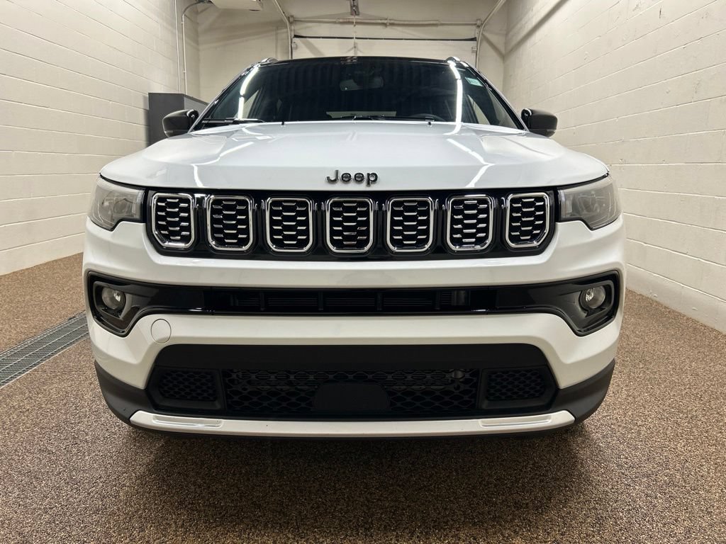 Used 2025 Jeep Compass Limited AWD/4WD image 6