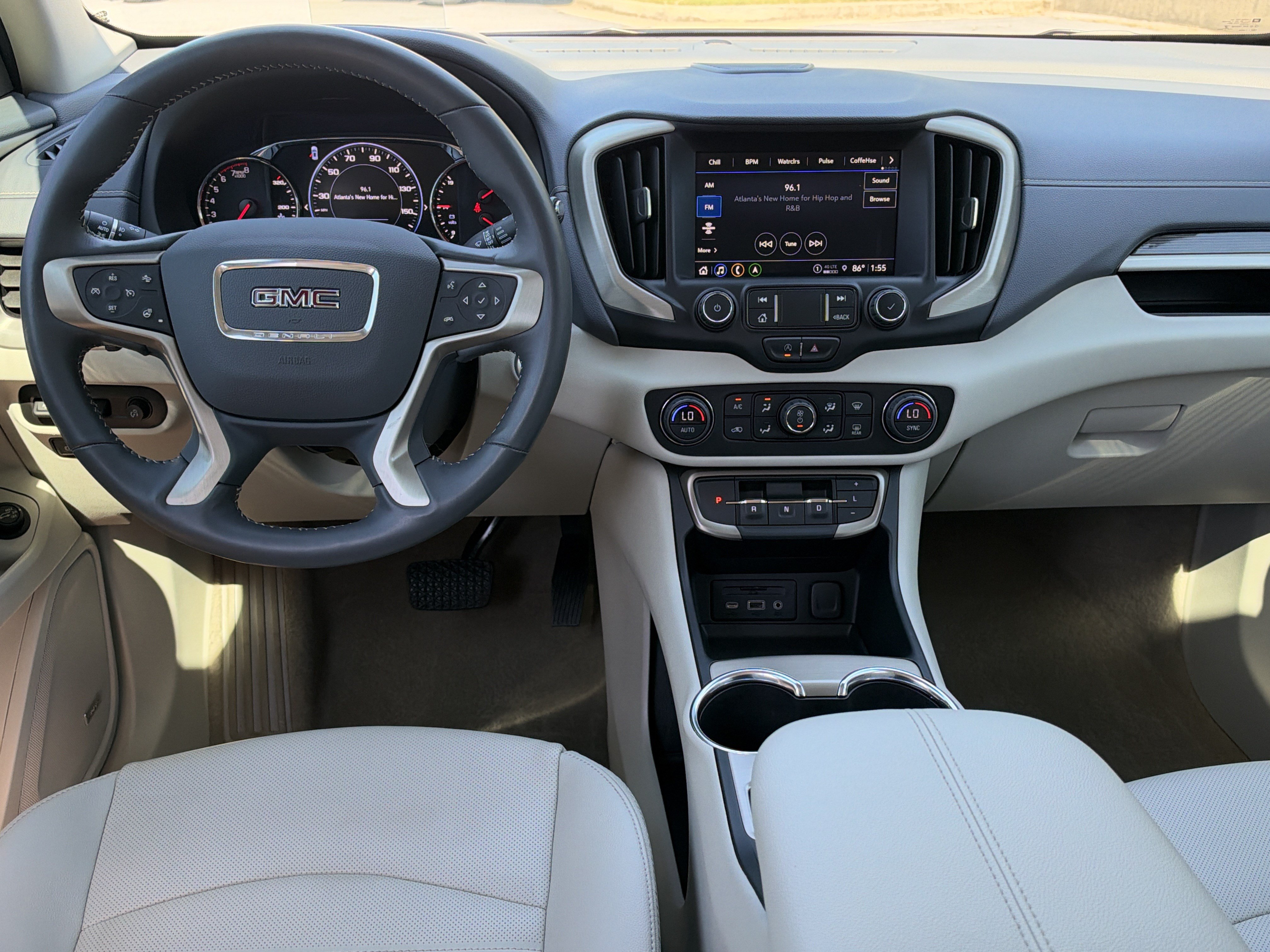 Used 2022 GMC Terrain Denali w/ Denali Premium Package AWD/4WD image 27