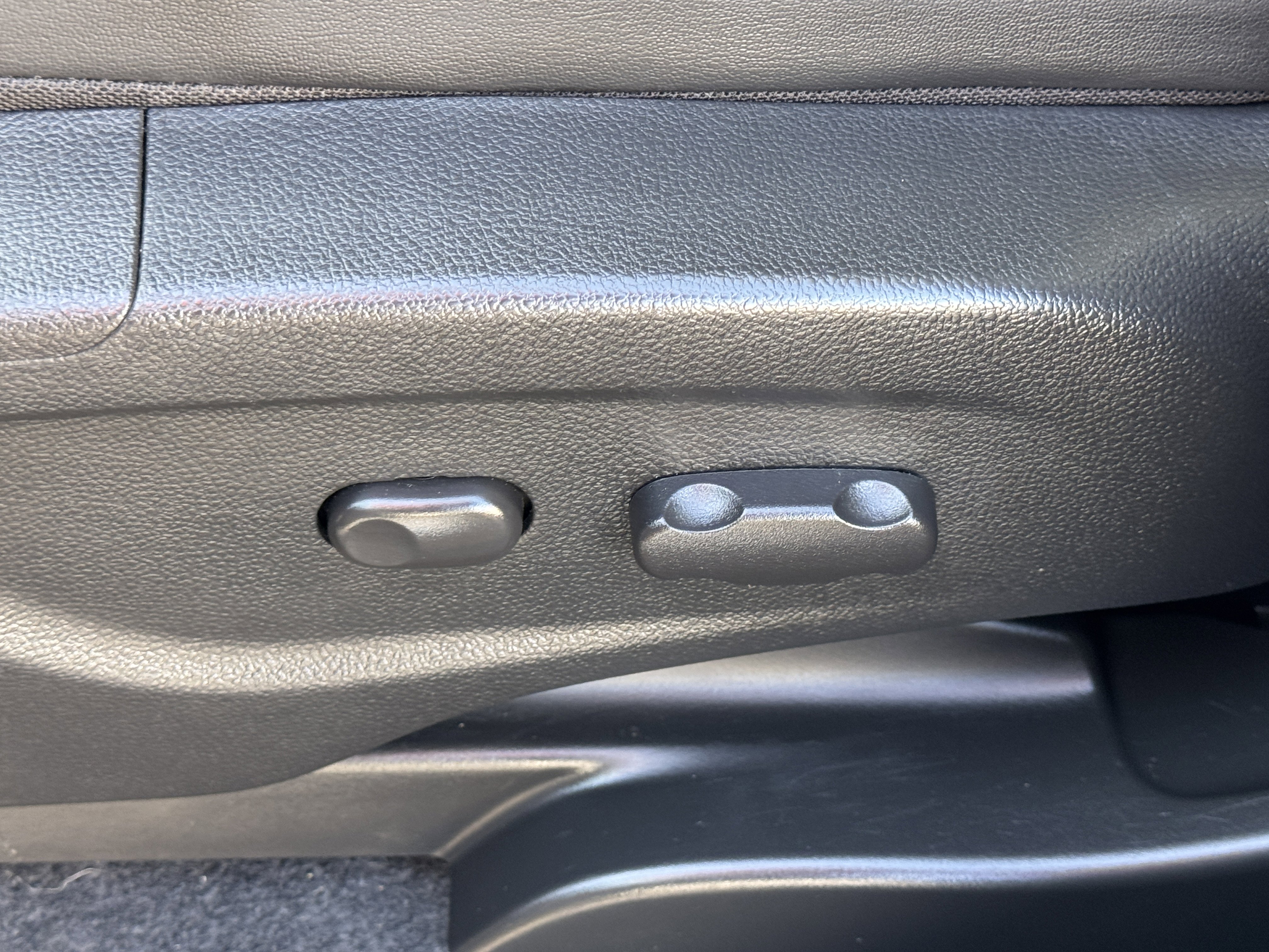 Used 2017 Buick Encore Preferred image 21