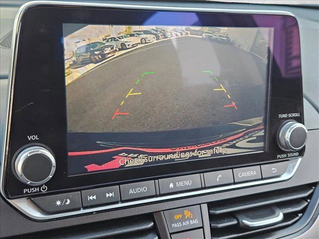 Used 2024 Nissan Altima 2.5 SV image 11