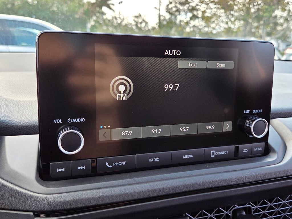 Certified 2024 Honda Accord EX image 28