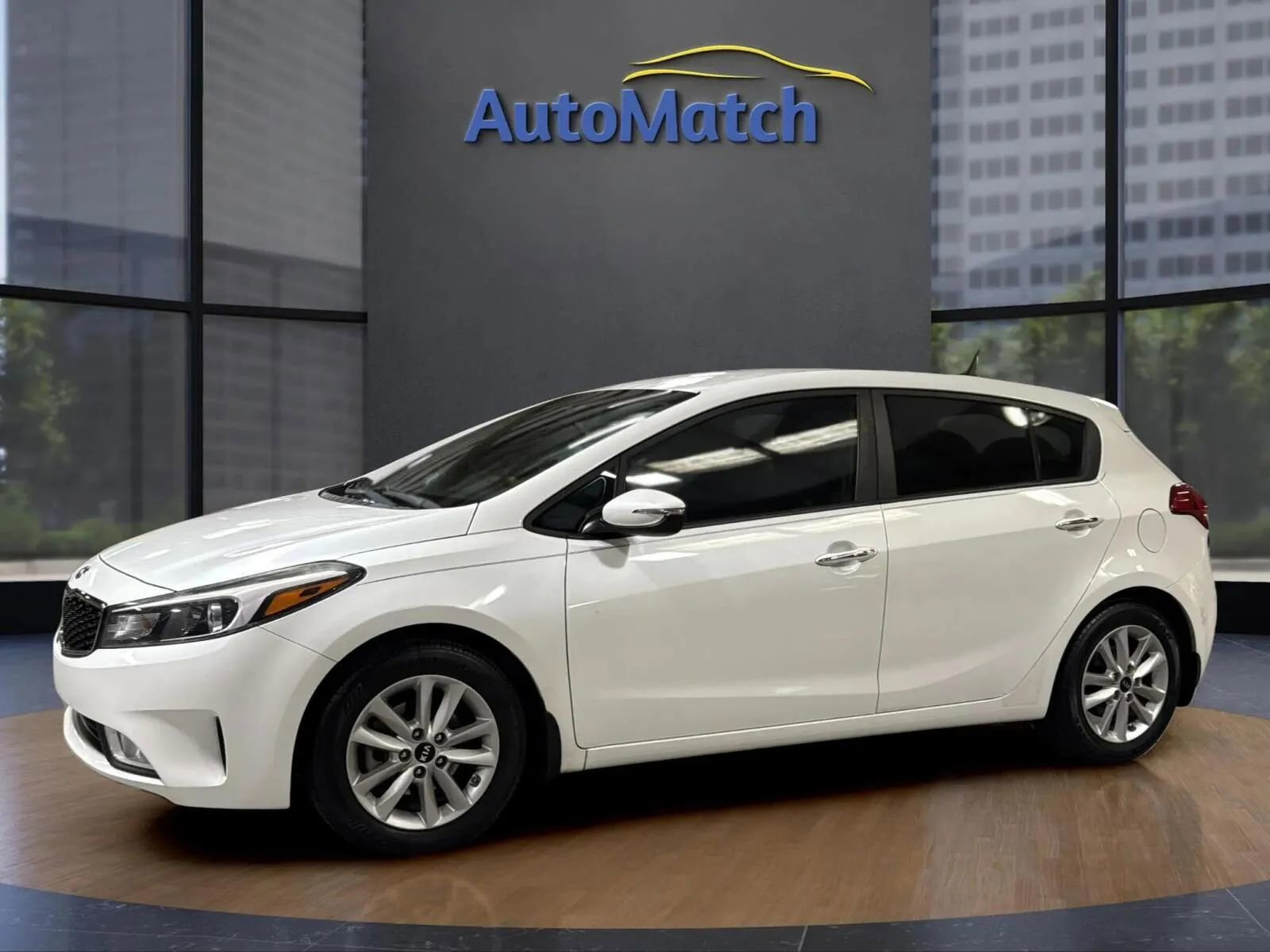 Used 2017 Kia Forte LX w/ Option Group 020 image 5