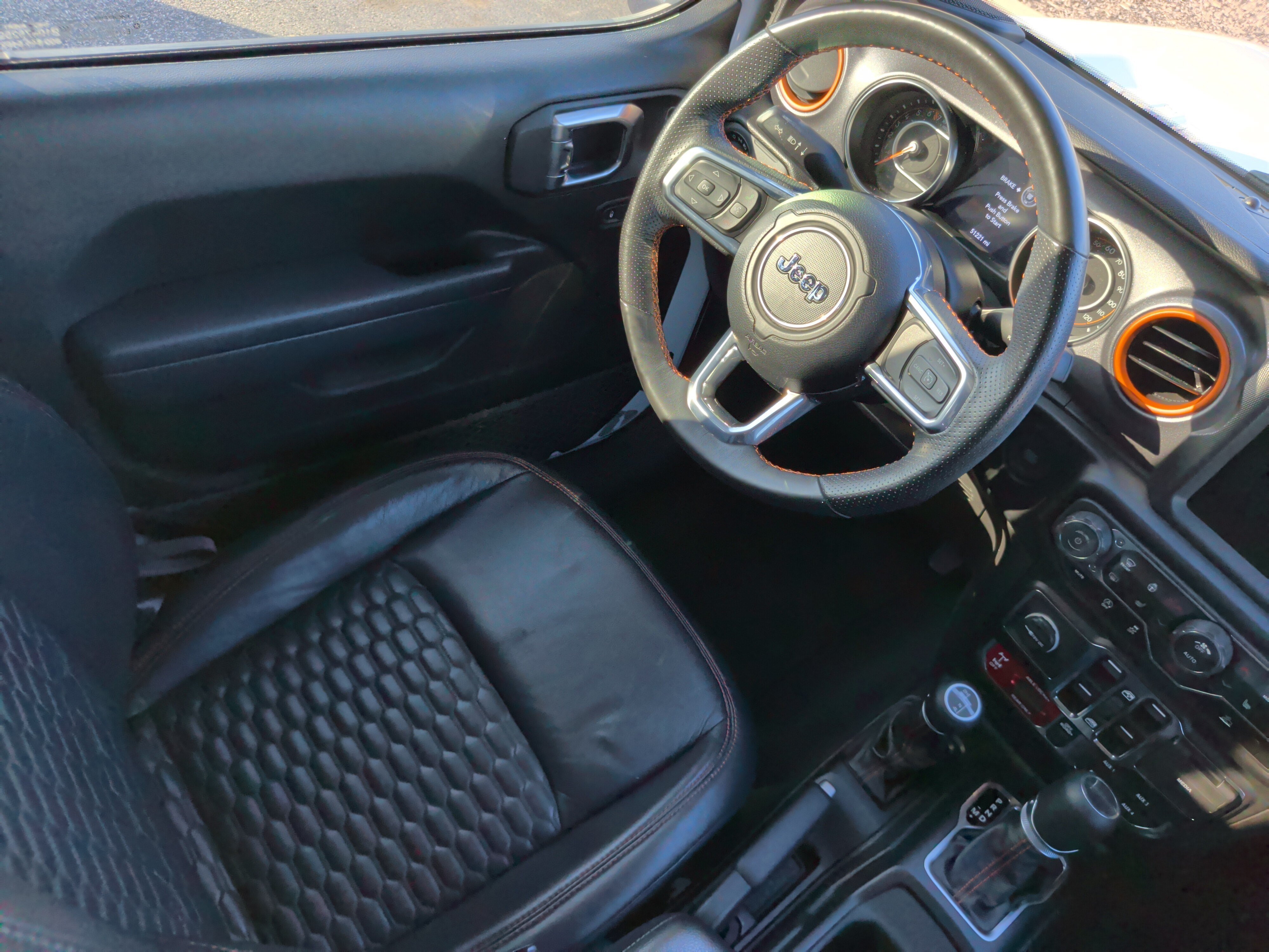 Used 2023 Jeep Gladiator Mojave w/ Cold Weather Group AWD/4WD image 32