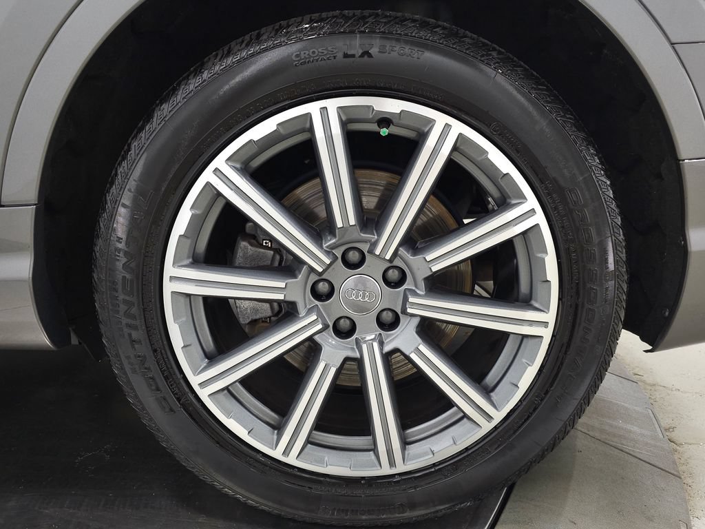 Used 2019 Audi Q7 3.0T Premium w/ Convenience Package AWD/4WD image 13