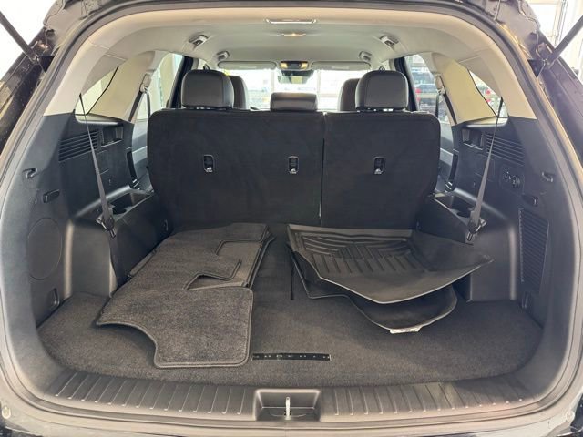 Used 2025 Kia Sorento S image 40