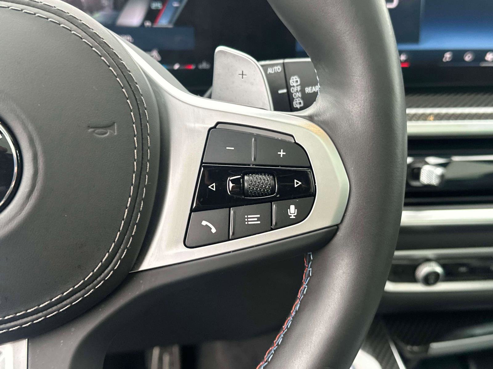 Used 2026 BMW X5 M60i image 22