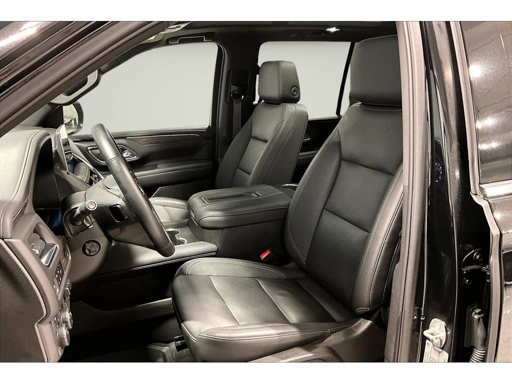 Used 2024 Chevrolet Tahoe LT w/ Luxury Package image 26