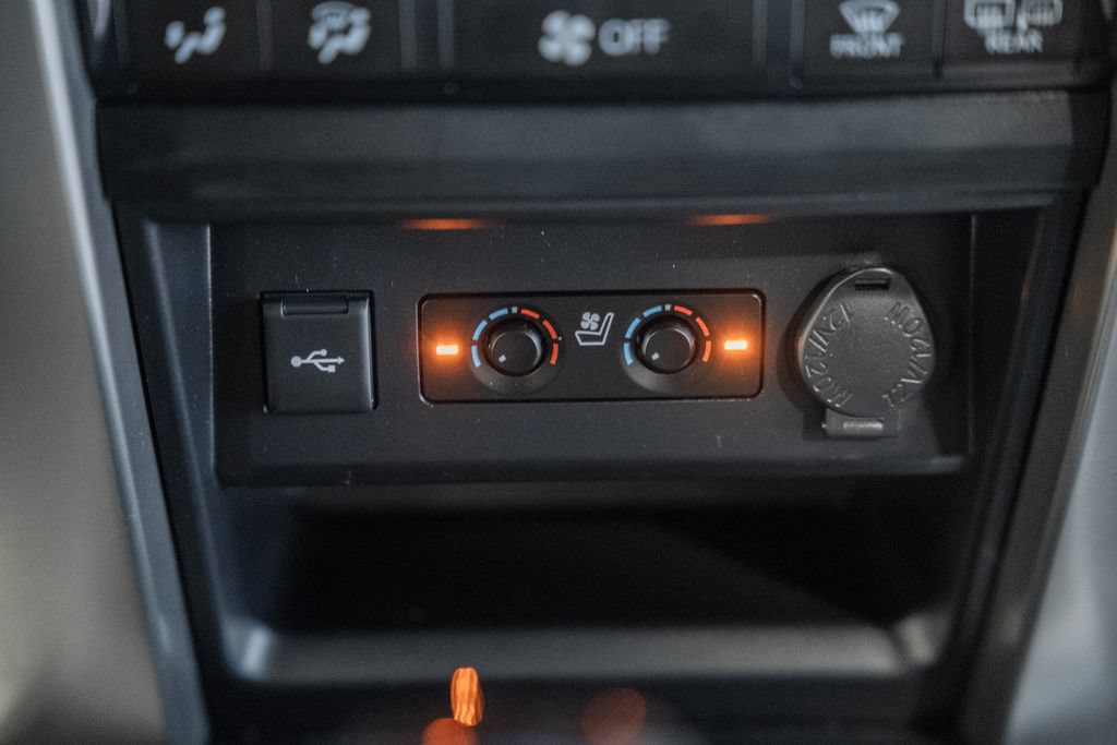 Used 2023 Toyota 4Runner Limited AWD/4WD image 22