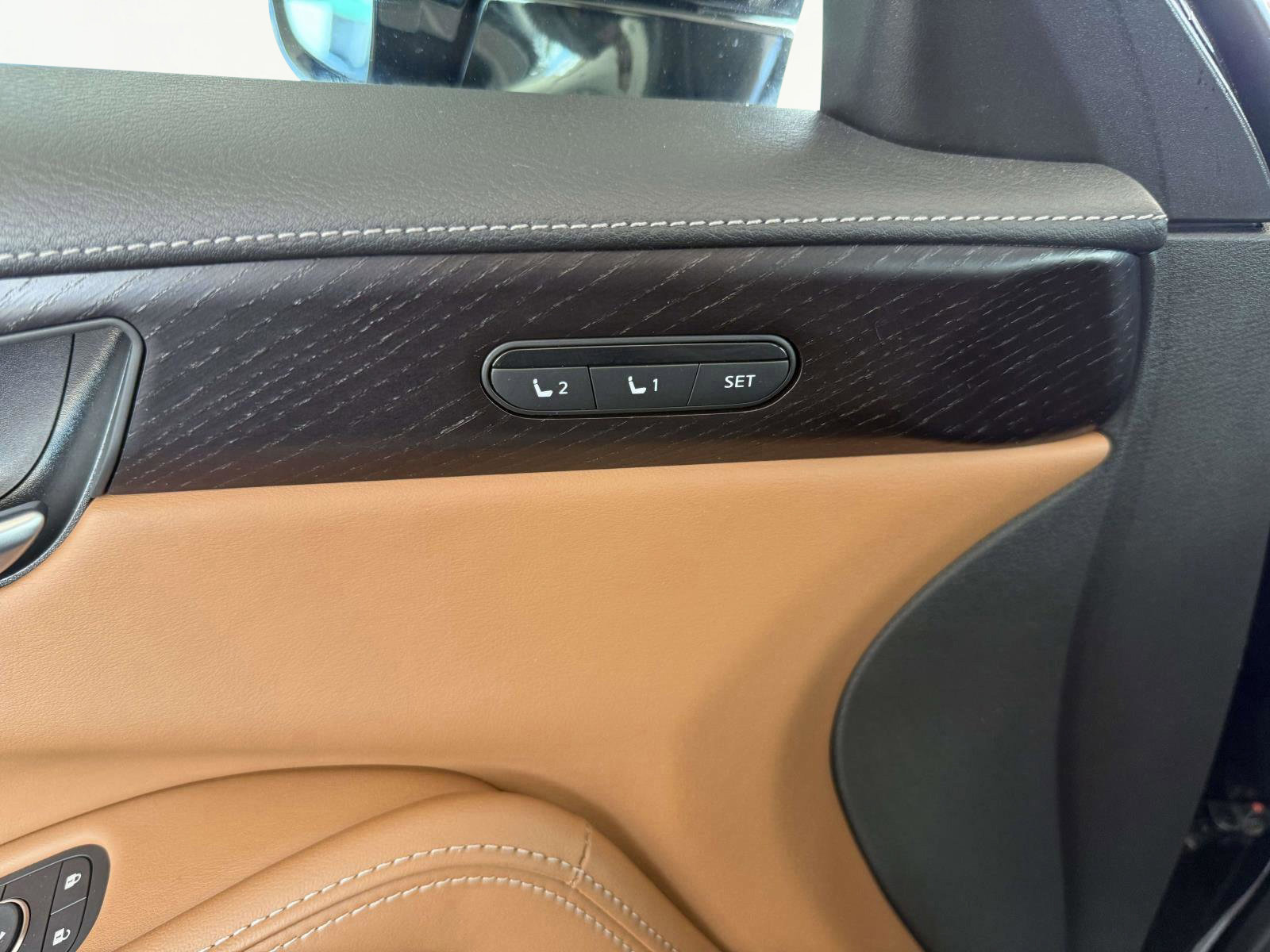 Used 2025 INFINITI QX60 Autograph image 52