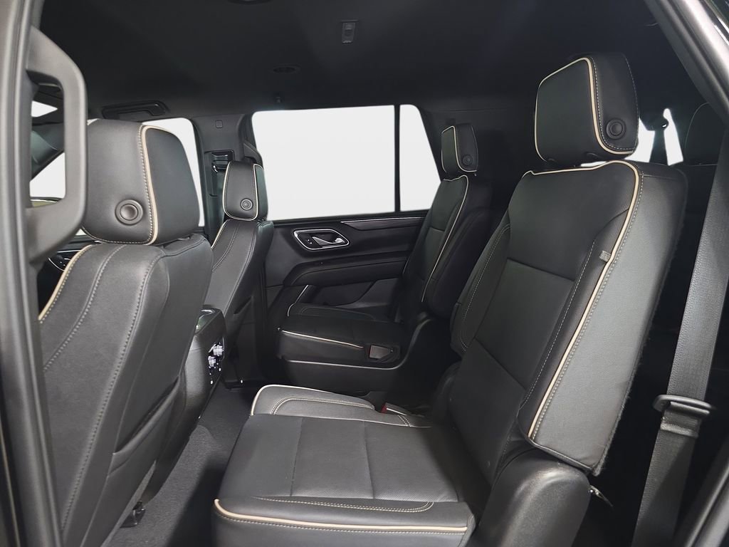 Used 2022 GMC Yukon SLT w/ SLT Luxury Package RWD image 14