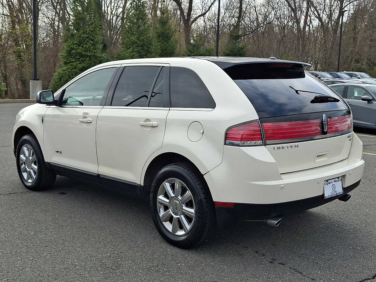 Used 2008 Lincoln MKX AWD image 3