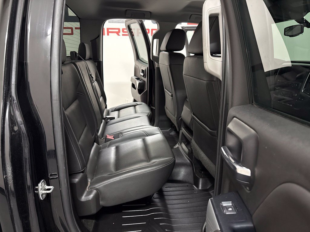 Used 2017 Chevrolet Silverado 1500 LT w/ Midnight Edition AWD/4WD image 36