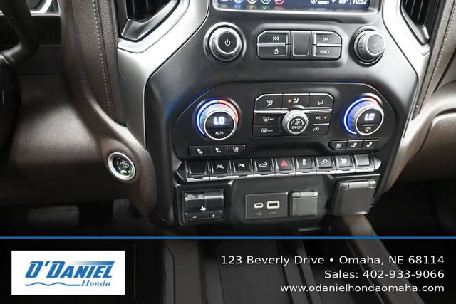 Used 2022 Chevrolet Silverado 1500 LTZ w/ LTZ Premium Package AWD/4WD image 32