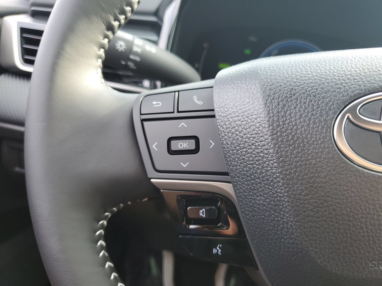 New 2026 Toyota Camry SE w/ Convenience Package FWD image 21