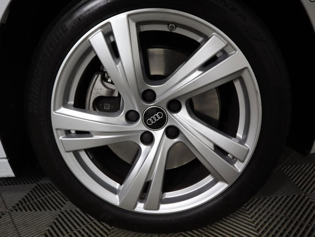 Certified 2025 Audi A5 2.0T Premium Plus w/ Premium Plus image 32