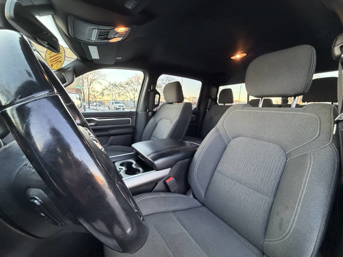 Used 2019 RAM 1500 Big Horn AWD/4WD image 8