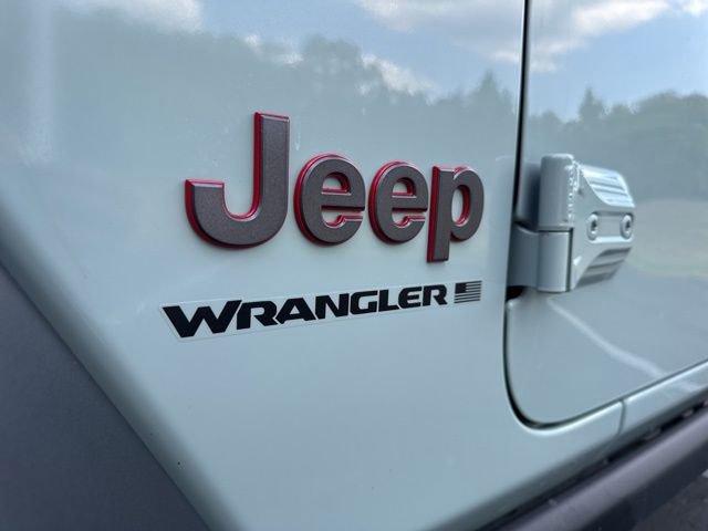 Used 2024 Jeep Wrangler Unlimited Rubicon image 32