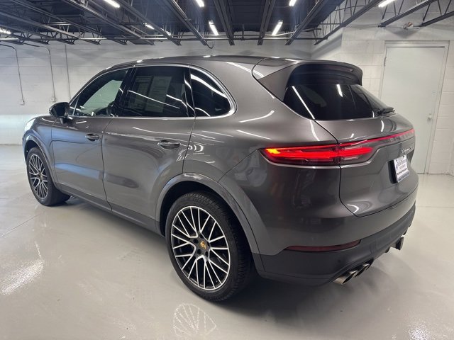 Used 2019 Porsche Cayenne S image 3