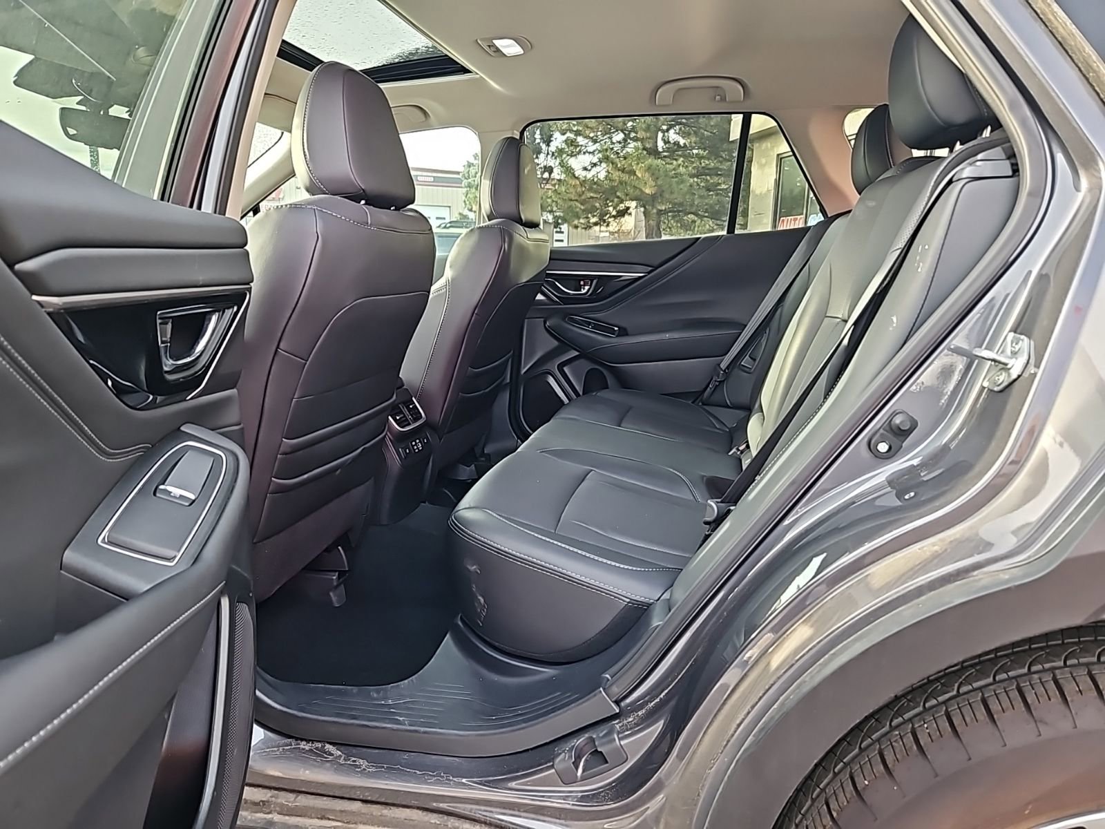 Used 2024 Subaru Outback Limited image 20