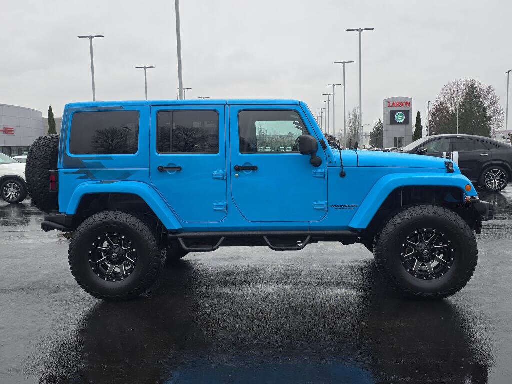 Used 2017 Jeep Wrangler Unlimited Sahara image 9