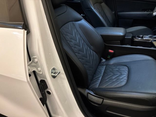 Certified 2025 Kia Sportage X-Line w/ Premium Package AWD/4WD image 22