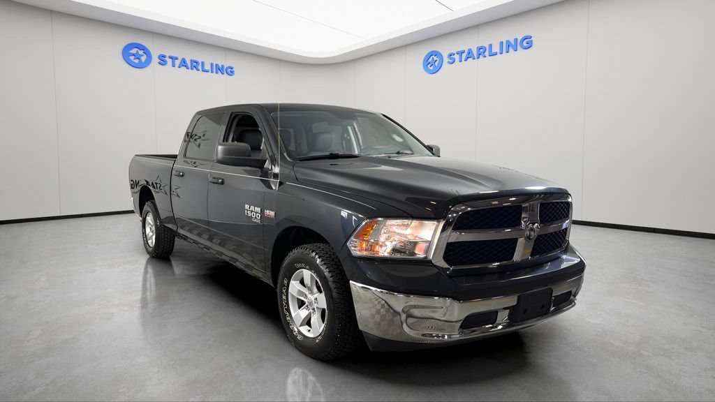 Used 2019 RAM 1500 Classic SLT AWD/4WD image 14