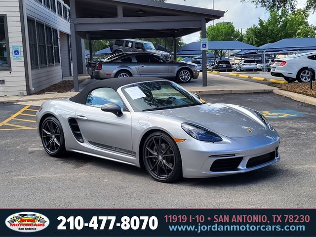 Used 2022 Porsche 718 Boxster RWD image 7