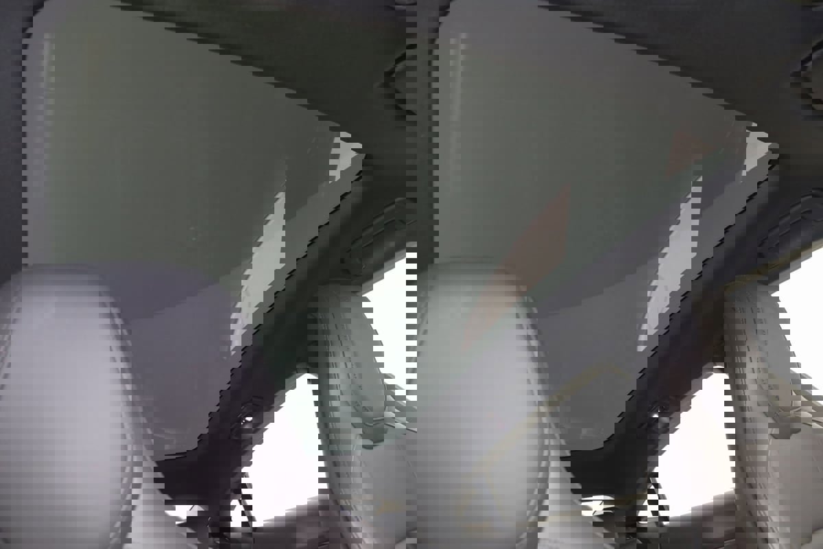 Used 2020 Porsche Taycan 4S image 11