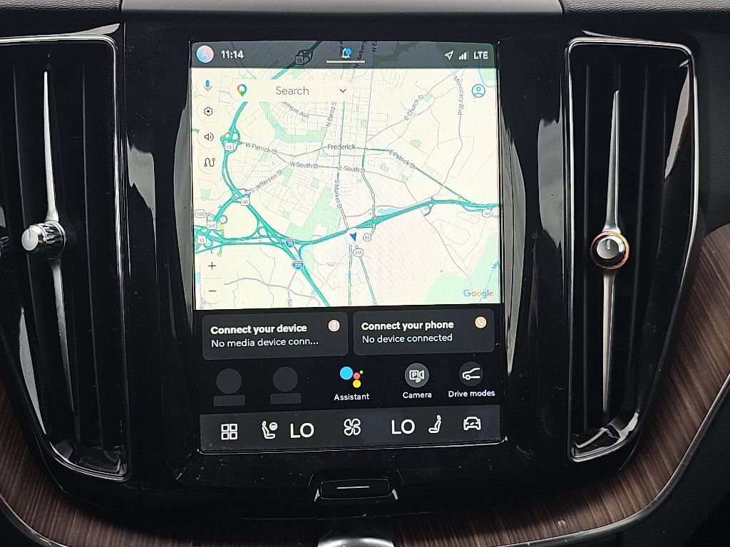 Used 2023 Volvo XC60 B5 Plus w/ Protection Package Premier AWD/4WD image 8