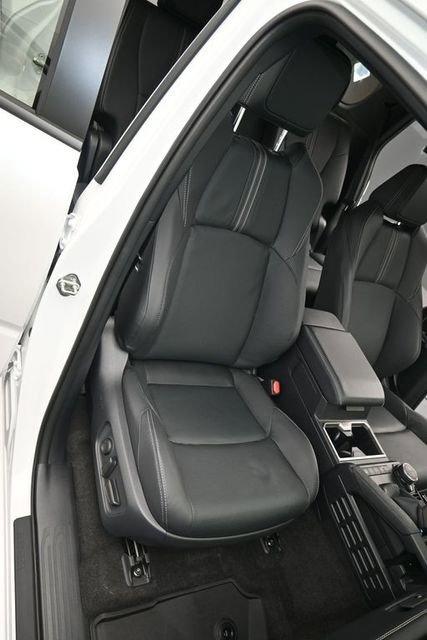 Used 2025 Toyota 4Runner Limited image 16