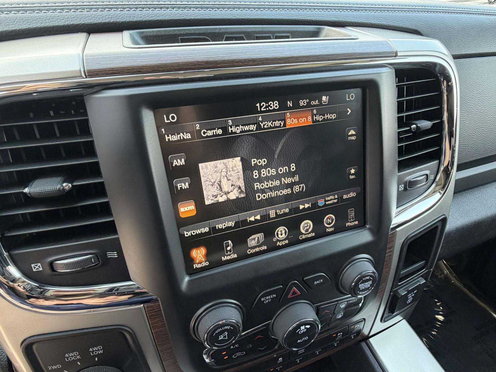 Used 2017 RAM 2500 Laramie w/ Sport Appearance Group AWD/4WD image 10