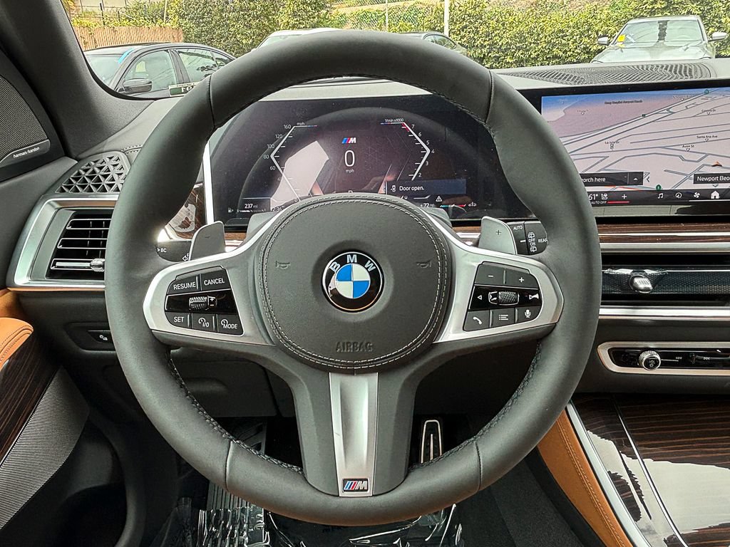 New 2026 BMW X5 xDrive40i w/ M Sport Package AWD/4WD image 15